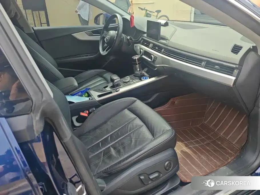 Audi A5 (imported) 2020 Синий из Китая