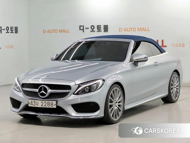 Mercedes-Benz C-Class W205 2018 Небесно-голубой из Кореи
