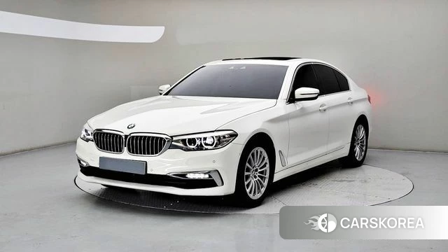 BMW 5 Series (G30) 2019 Белый из Кореи