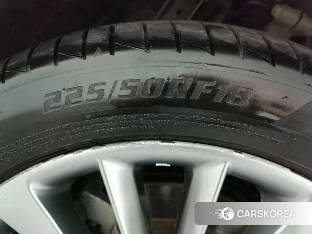 Infiniti Q50L 2018 Белый из Китая