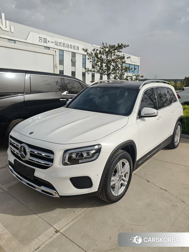 Mercedes-Benz GLB 2021 Белый из Китая