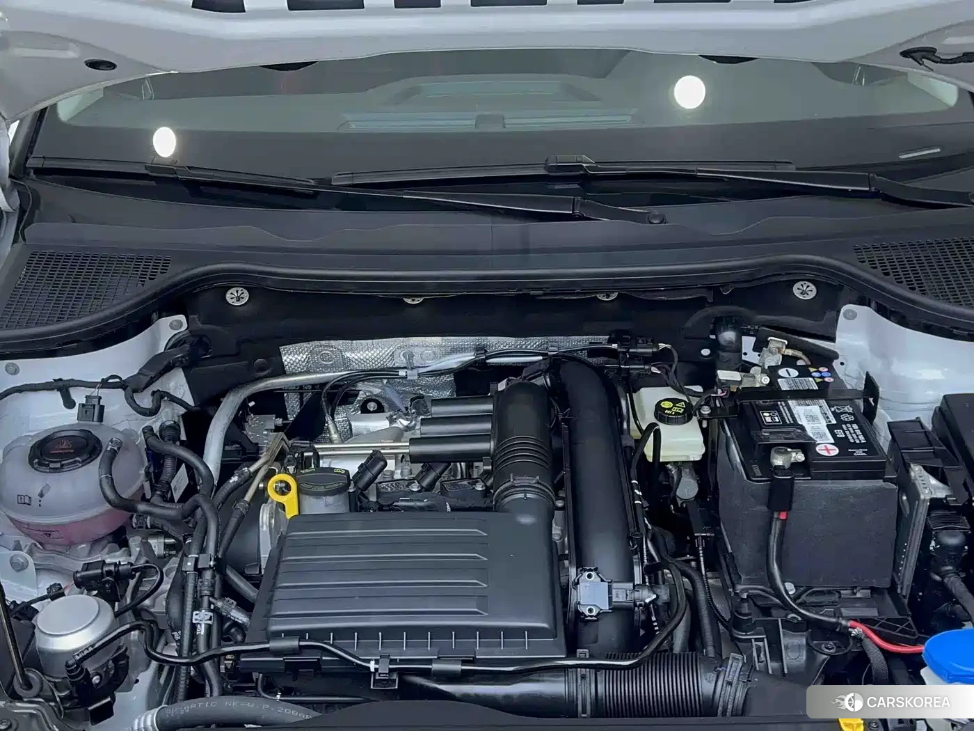 Skoda Karoq 2026 Белый из Китая