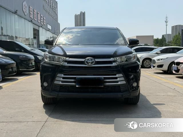 Toyota Highlander 2022 Черный из Китая