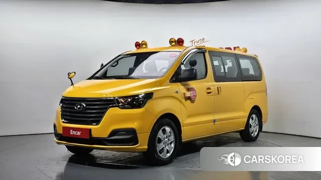 Hyundai The New Grand Starex 2019 Желтый из Кореи