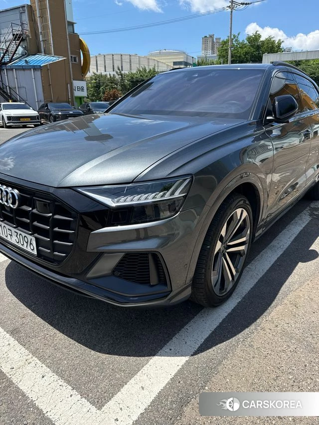 Audi Q8 (4M) 2022 Серый из Кореи