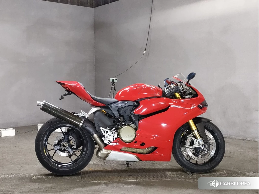 Проданный Ducati 1199 PANIGALE S 2012 из Японии, фото 2