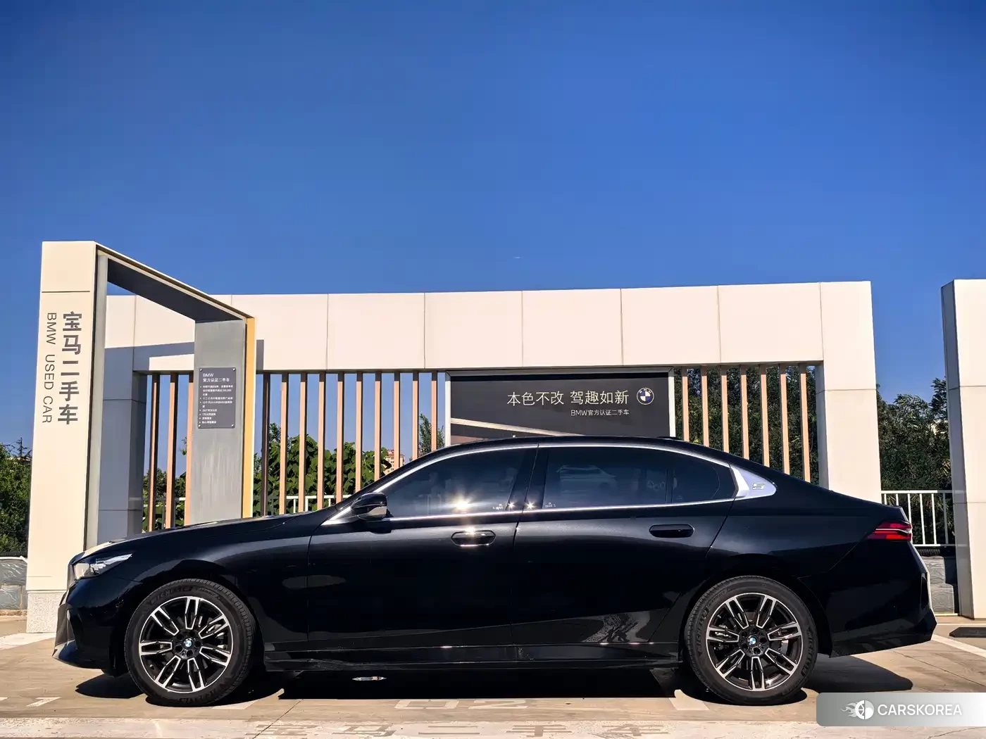 BMW 5 series 2025 Черный из Китая