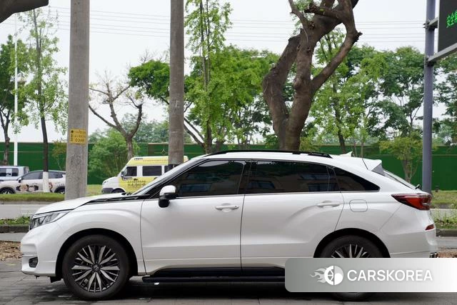 Honda Crown Road 2024 Белый из Китая