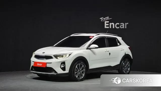Kia Stonic 2018 Белый из Кореи
