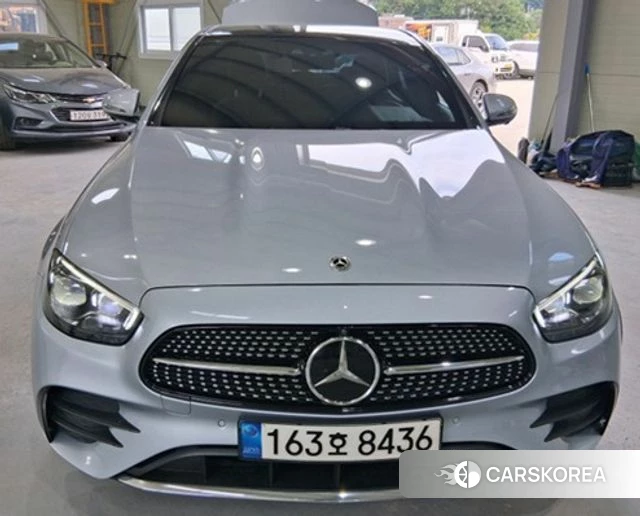 Mercedes-Benz E-Class W213 2022 Серебряный из Кореи