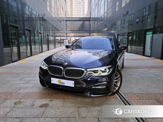BMW 5 Series (G30) 2018 Черный из Кореи