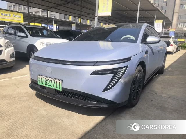 Nissan N7 2025 Серебристо-серый из Китая