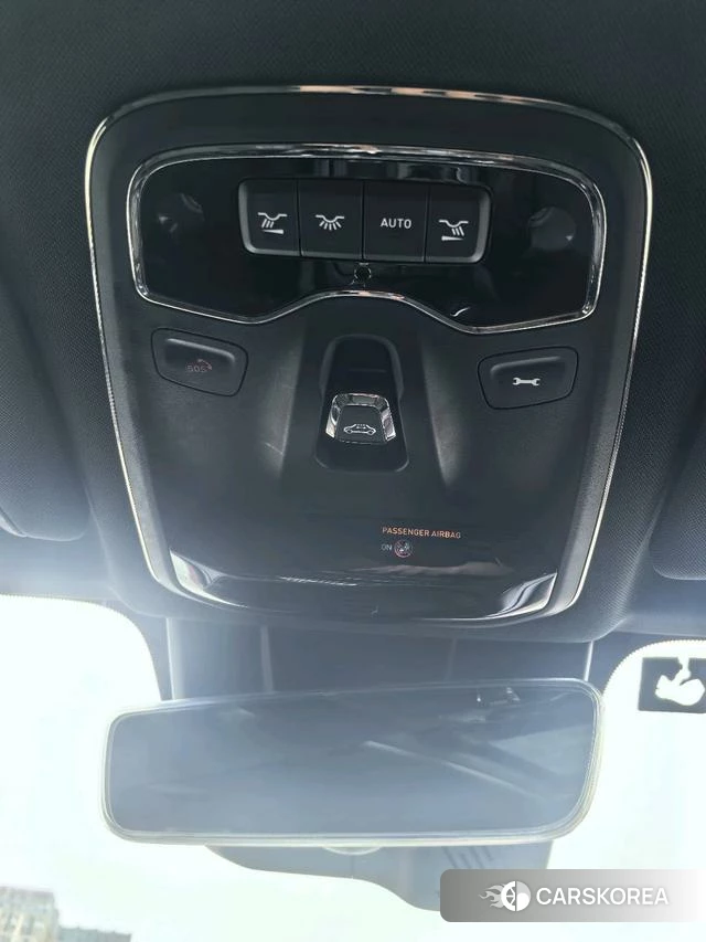 Lynk 03 2019 Красный из Китая
