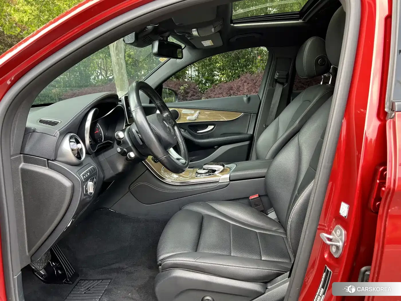 Mercedes-Benz GLC 2019 Red/purple из Китая
