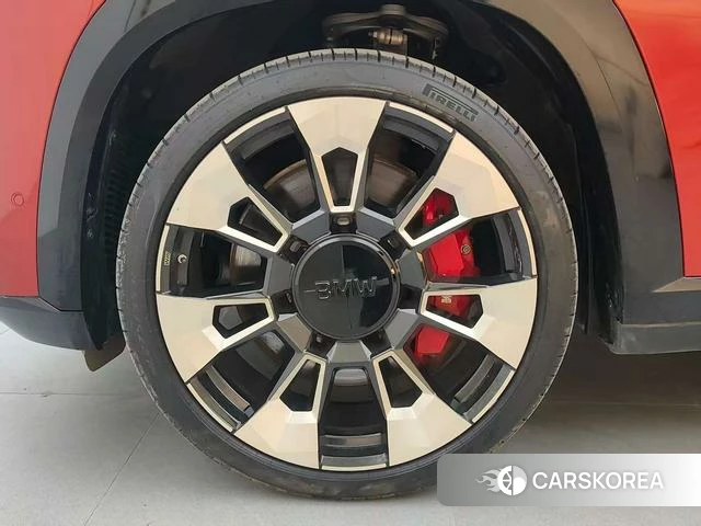BMW XM 2024 Красный из Китая
