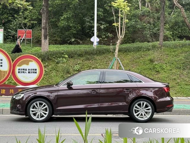 Audi A3 2019 Фиолетовый из Китая