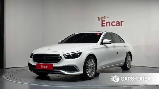 Mercedes-Benz E-Class W213 2020 Белый из Кореи