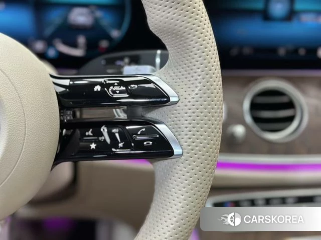 Mercedes-Benz E-class 2022 Черный из Китая