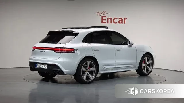 Porsche Macan 2023 Белый из Кореи