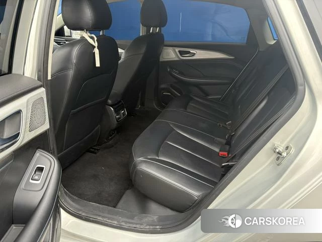 Feifan Automobile Feifan ER6 2022 Серебристо-серый из Китая