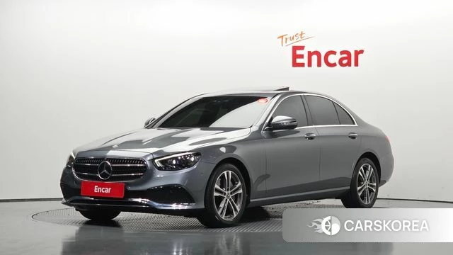 Mercedes-Benz E-Class W213 2021 Серый из Кореи