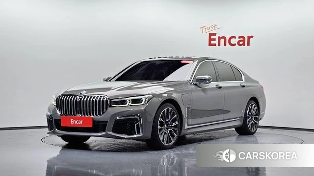 BMW 7 Series (G11) 2020 Серый из Кореи