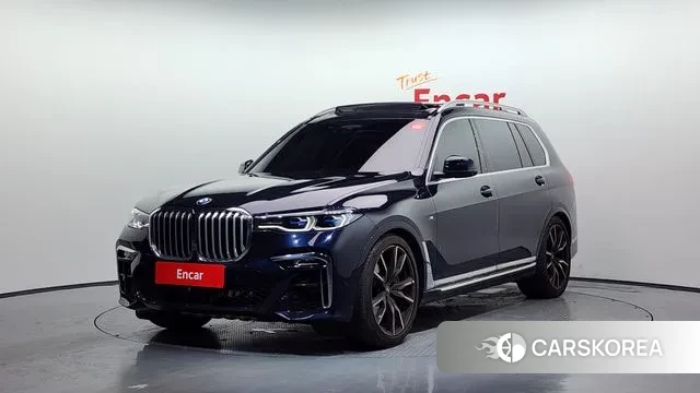 BMW X7 (G07) 2022 Черный из Кореи