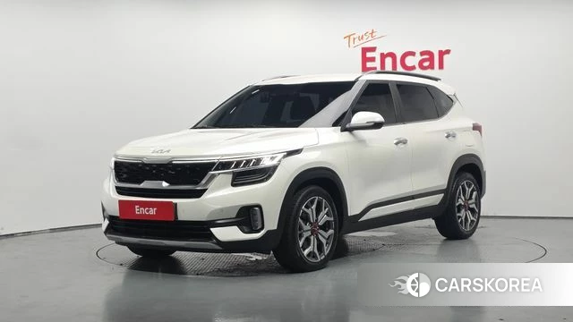 Kia Seltos 2022 Белый из Кореи