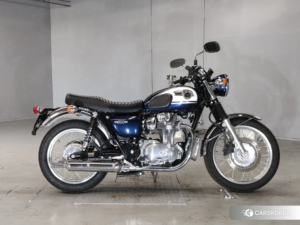 Проданный Kawasaki W800 2016 из Японии