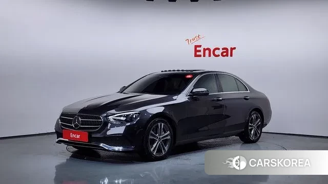 Mercedes-Benz E-Class W213 2021 Серый из Кореи