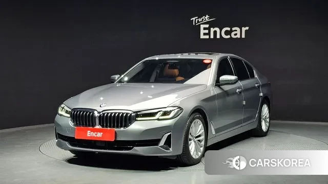 BMW 5 Series (G30) 2023 Серый из Кореи