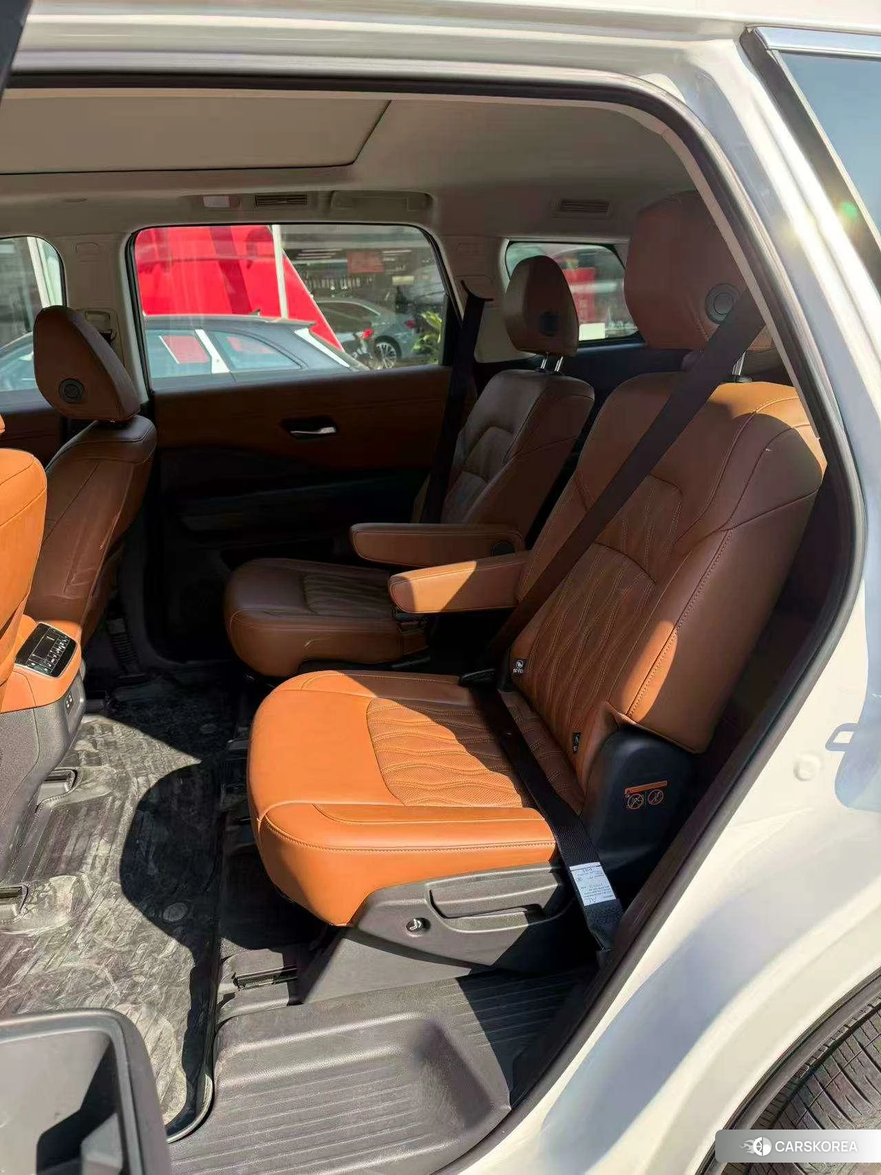 Nissan Pathfinder 2024 Белый из Китая
