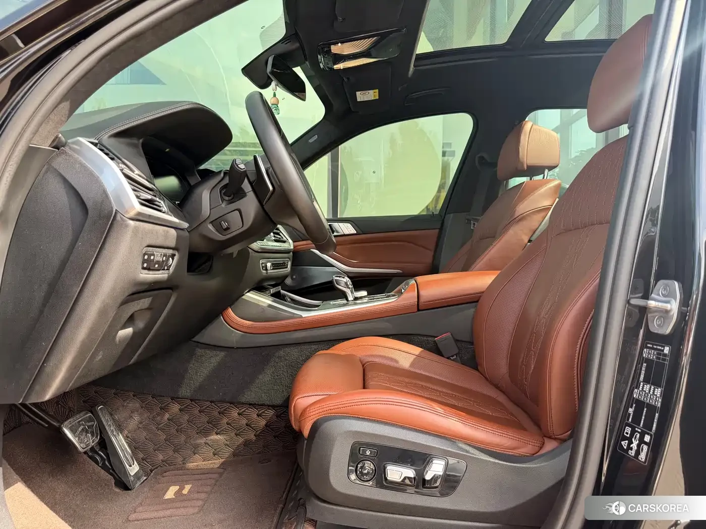 BMW X7 2021 Черный из Китая