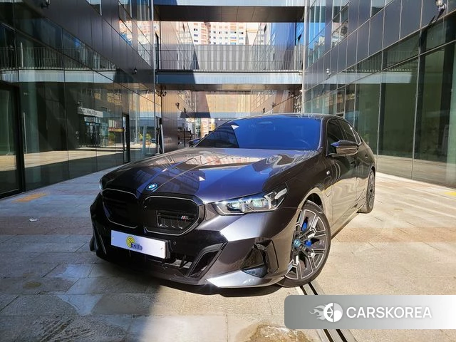 BMW 5 Series (G60) 2025 Серый из Кореи
