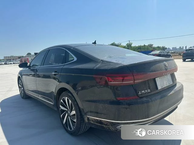 Volkswagen Passat 2022 Черный из Китая