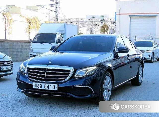 Mercedes-Benz E-Class W213 2018 Синий из Кореи