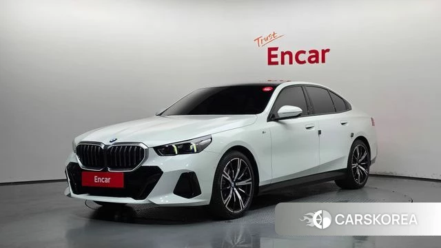 BMW 5 Series (G60) 2025 Белый из Кореи