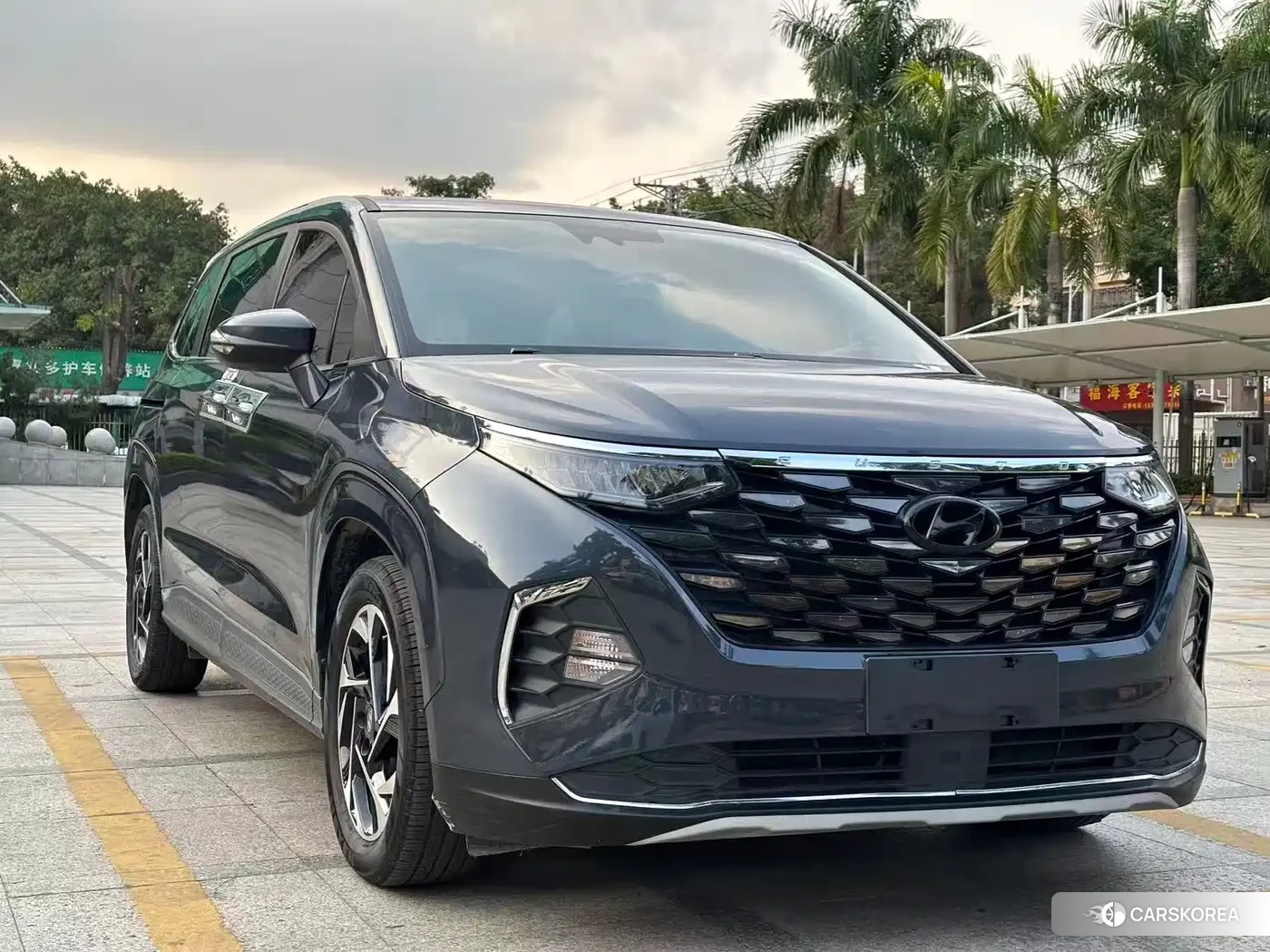 Hyundai Kustu 2022 Silver/gray из Китая