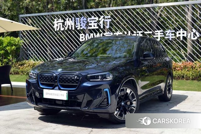 BMW iX3 2022 Черный из Китая
