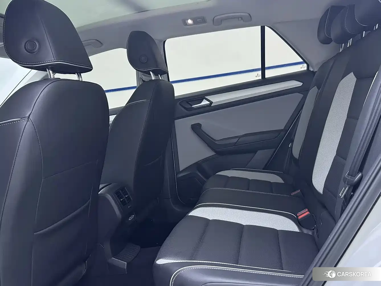 Volkswagen T-Roc 2024 Белый из Китая