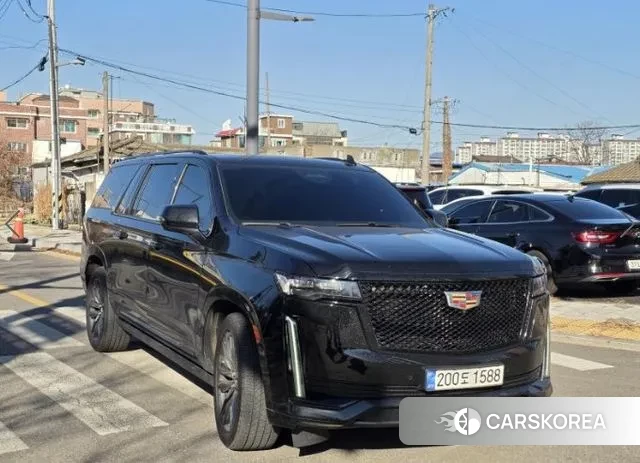 Cadillac Escalade 5th Generation 2022 Черный из Кореи