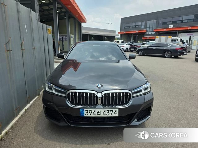BMW 5 Series (G30) 2021 Серый из Кореи