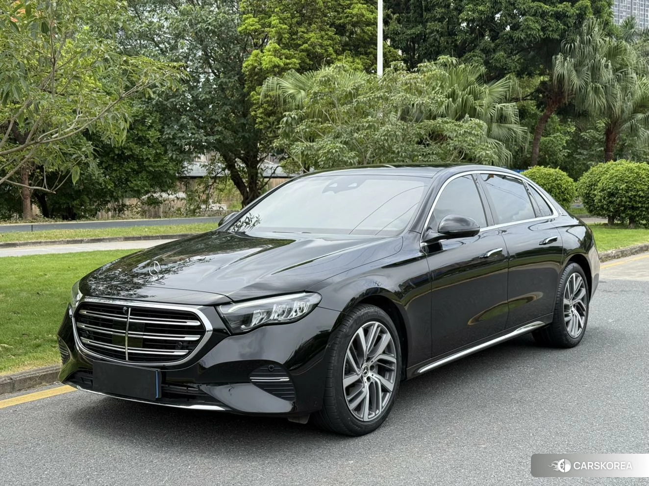 Mercedes-Benz E-Class 2024 Черный из Китая