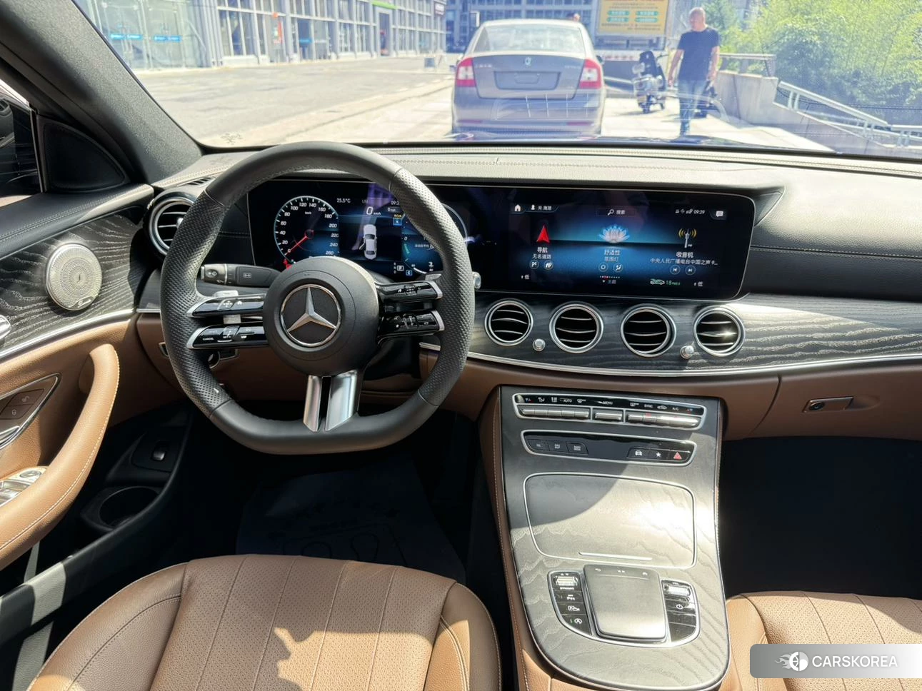 Mercedes-Benz E-class (imported) 2022 Черный из Китая