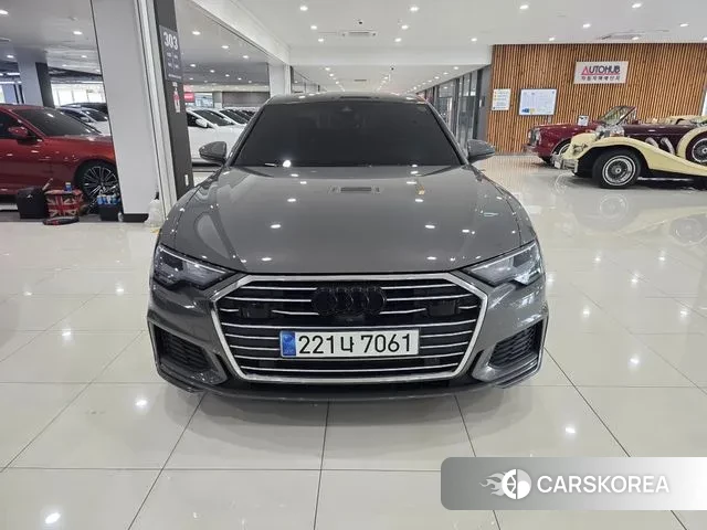 Audi A6 (C8) 2023 Серый из Кореи