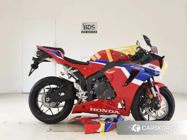 Honda CBR600RR 2024 из Японии