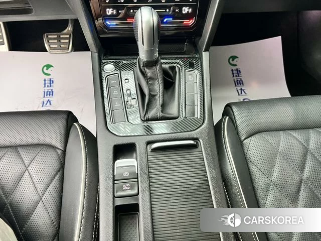 Volkswagen Magotan PHEV 2021 Черный из Китая