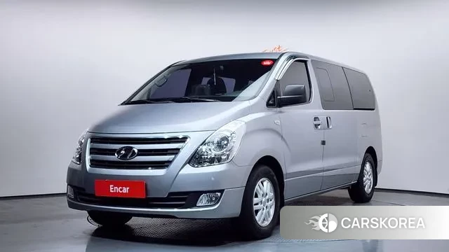 Hyundai Grand Starex 2018 Серебряный из Кореи