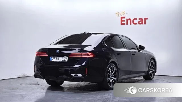 BMW 5 Series (G60) 2025 Синий из Кореи