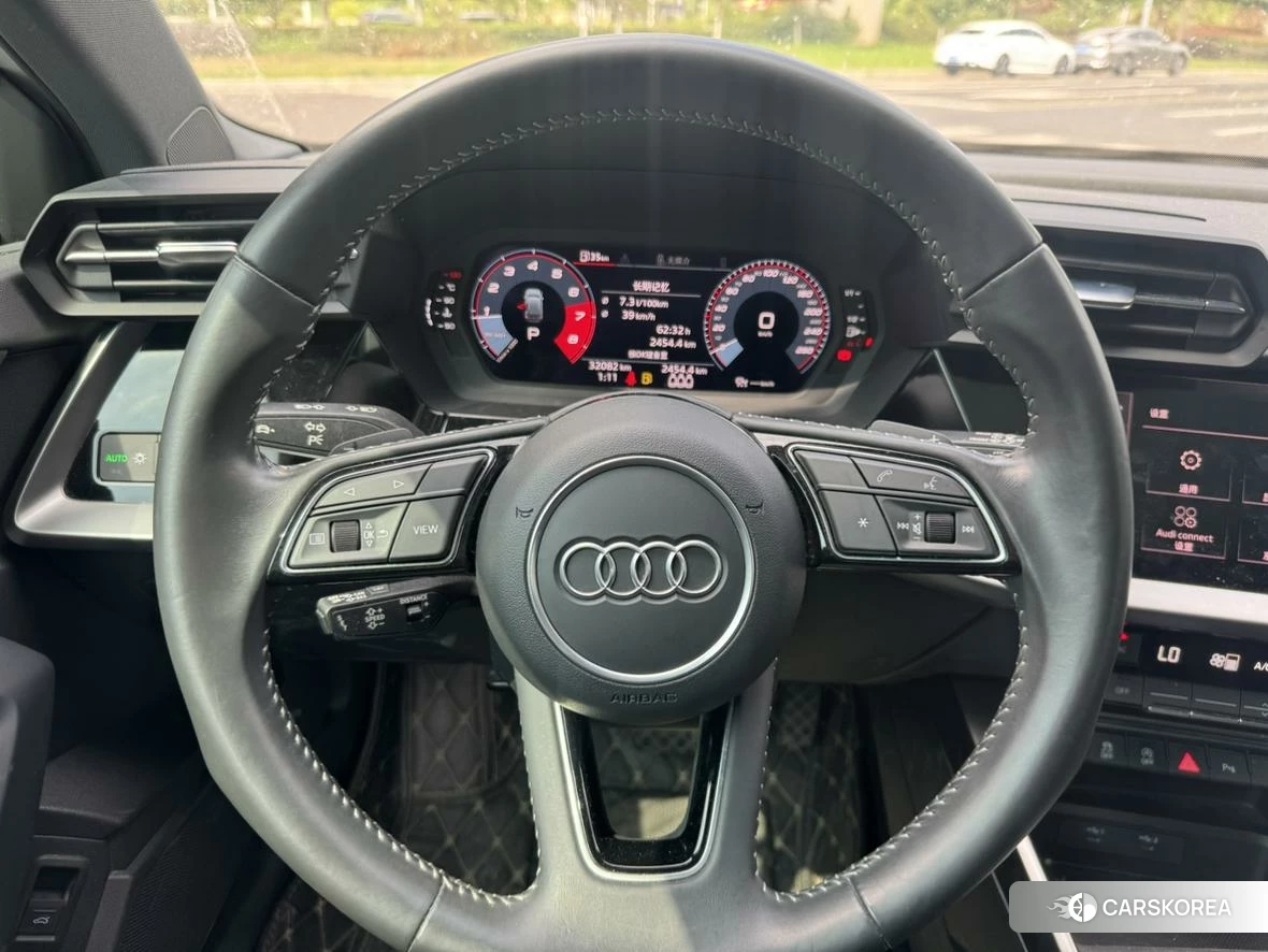 Audi A3 2021 Белый из Китая